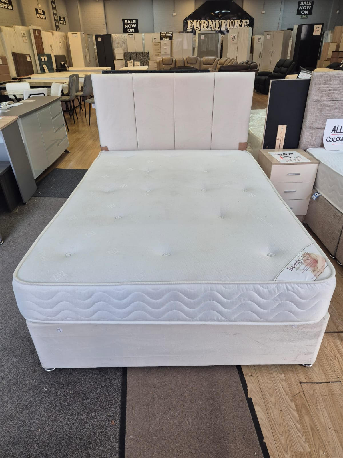Jubilee 4ft6 double Full bed sets